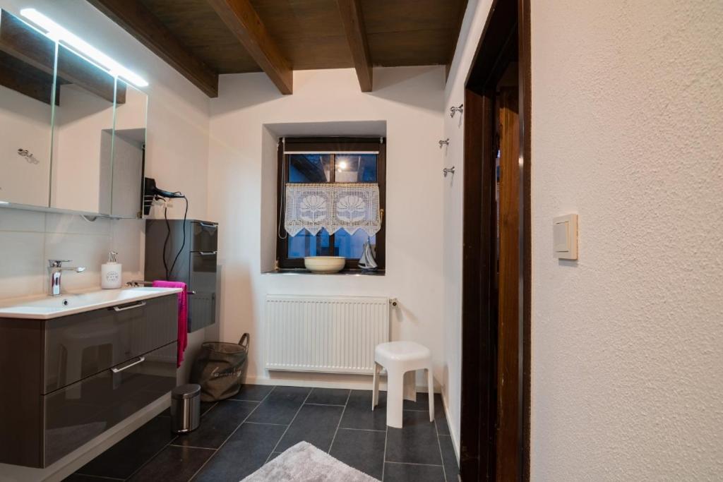 Ferienhaus Haus Am Puetz Wintrich Exteriér fotografie